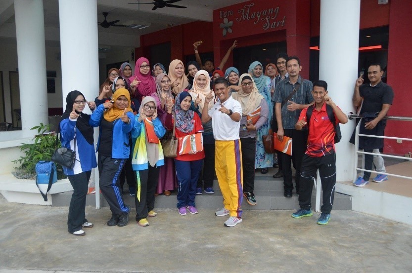 HEALTHY LIFESTYLE COURSE Date : 24 October 2018 Venue : UUM, Langkawi & Pulau Pinang Participant : 39 pax (UUM staff) Trainer : Abdul Rashid Mahamoud ( Pusat Kecergasan Fizikal Utara PKFU)
